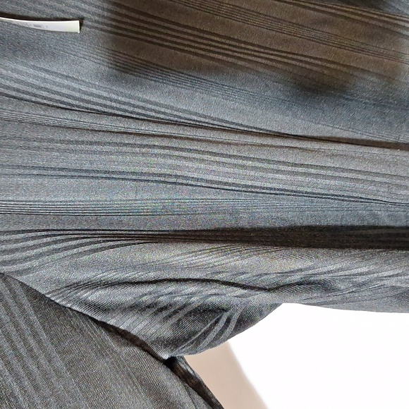 NEW!! KBOX ROSE LONG SLEEVE TURTLE NECK SIZE 4X - Picture 4 of 7